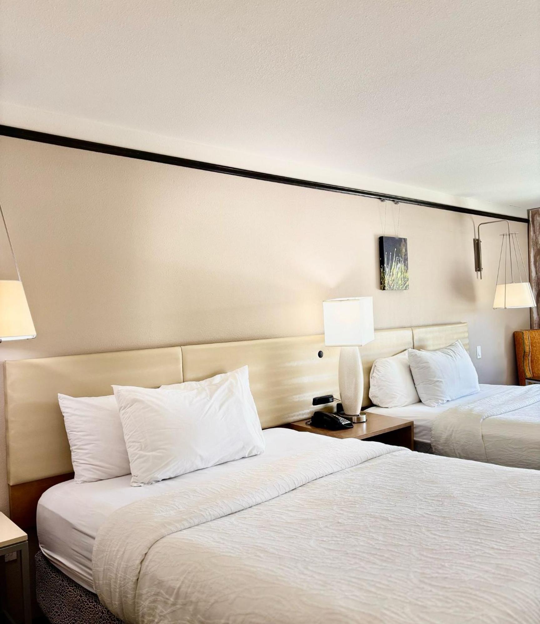 Kozy Hotel Houston North Westfield Extérieur photo
